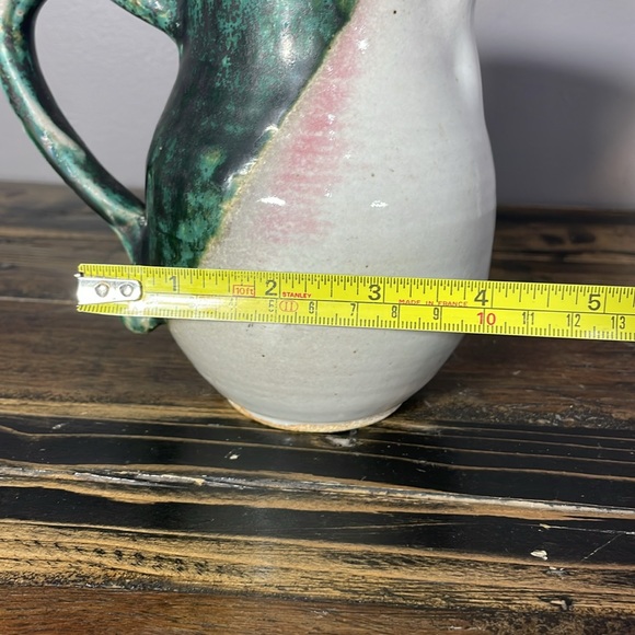 Adorable pottery price. Handmade. Gorgeous greens and pinks with a gold vein - Picture 15 of 17